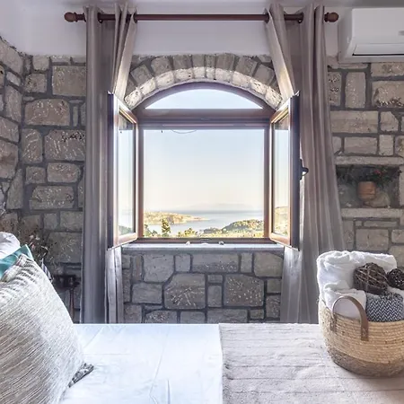 Maria شقة Himare Fshat